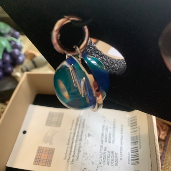 🔥SALE🔥Authentic BURBERRY Silver M crystal ball KEY/Charm/pendant - Picture 13 of 13